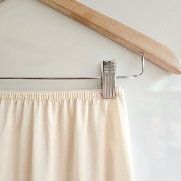 Vintage Greenco Maid Nylon Half Slip With Lace Trim Size S Made In USA - Picture 6 of 10